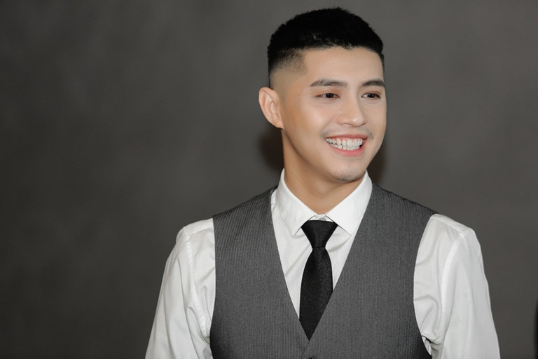 Lân Nhã hát livestream, Noo Phước Thịnh quên cảm giác trên sân khấu vì dịch Covid-19 lan nha hat livestream noo phuoc thinh quen cam giac tren san khau vi dich covid 19