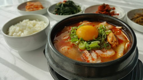 Vi vu Hàn Quốc, thưởng thức kim chi và nhiều đặc sản vang danh thế giới vi vu han quoc thuong thuc kim chi va nhieu dac san vang danh the gioi