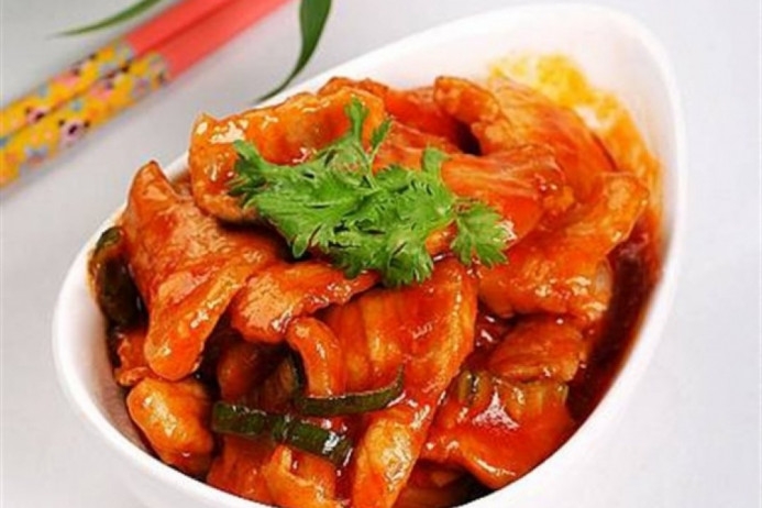 Ẩm thực Trung Quốc: Sự kết tinh của văn hóa ngàn năm am thuc trung quoc su ket tinh cua van hoa ngan nam