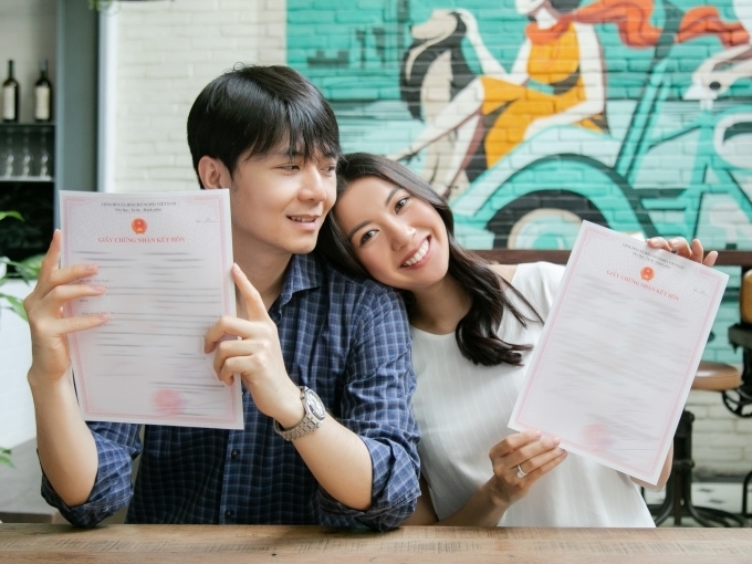 Á hậu Thúy Vân đăng ký kết hôn với doanh nhân Nhật Vũ a hau thuy van dang ky ket hon voi doanh nhan nhat vu