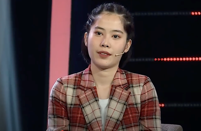 Nam Em: "Mỗi ngày thức dậy, thấy mọi người ghét em, em rất vui" nam em moi ngay thuc day thay moi nguoi ghet em em rat vui