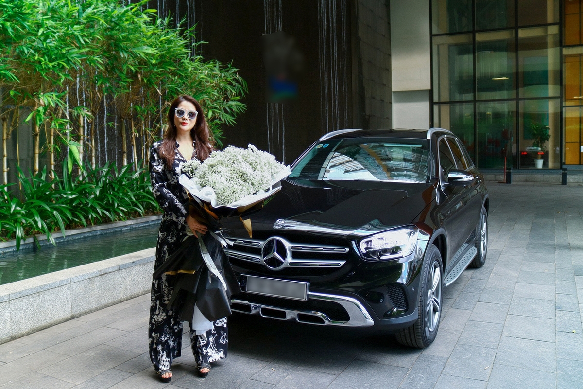 Tin tức giải trí sao Việt hôm nay (2/6): Hòa Minzy nói lời cảm ơn chồng tin tuc giai tri sao viet hom nay 26 hoa minzy noi loi cam on chong