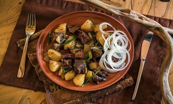 Những món ăn truyền thống nổi tiếng của Kazakhstan nhung mon an truyen thong noi tieng cua kazakhstan
