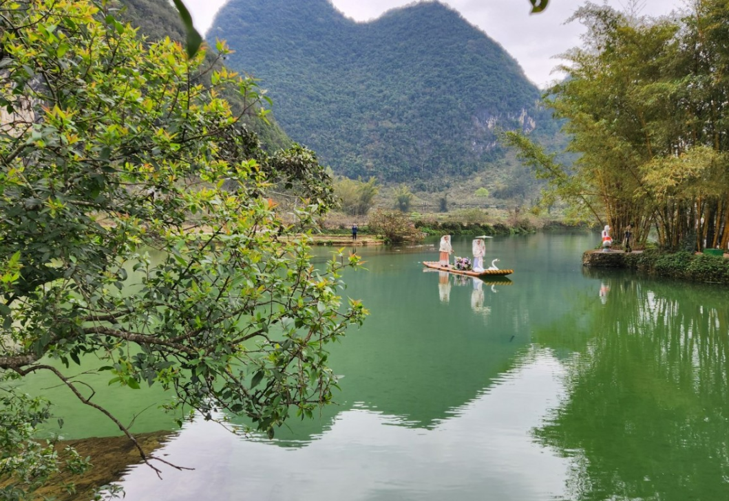 越南游客将中国靖西视为新兴的旅游目的地 越南游客将中国靖西视为新兴的旅游目的地