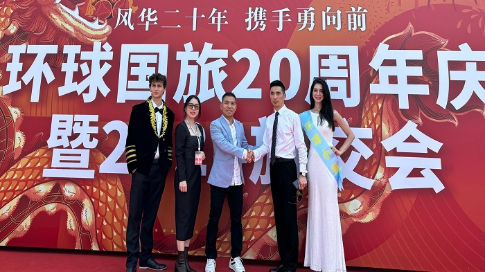 水晶假日旅游公司在中国推广越南旅游业