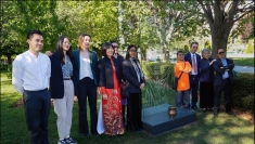 法国举行橙剂/二恶英受害者纪念碑落成仪式