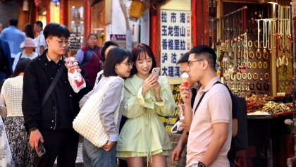 便捷的航空帮助中国吸引越南游客