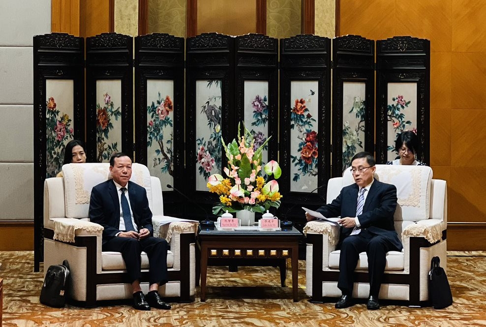 越南最高人民法院常务副院长阮智慧率领考察团赴中国考察学习 越南最高人民法院常务副院长阮智慧率领考察团赴中国考察学习