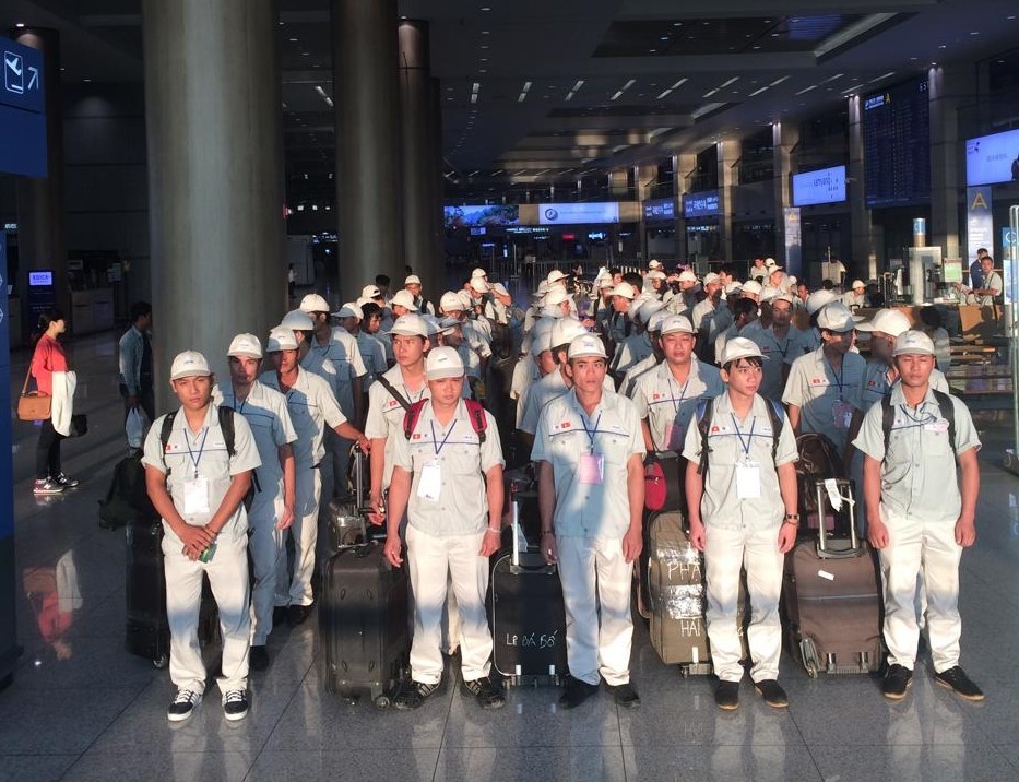 Năm 2021, có gần 960 lao động sang Hàn Quốc làm việc theo chương trình EPS. Năm 2021, có gần 960 lao động sang Hàn Quốc làm việc theo chương trình EPS.