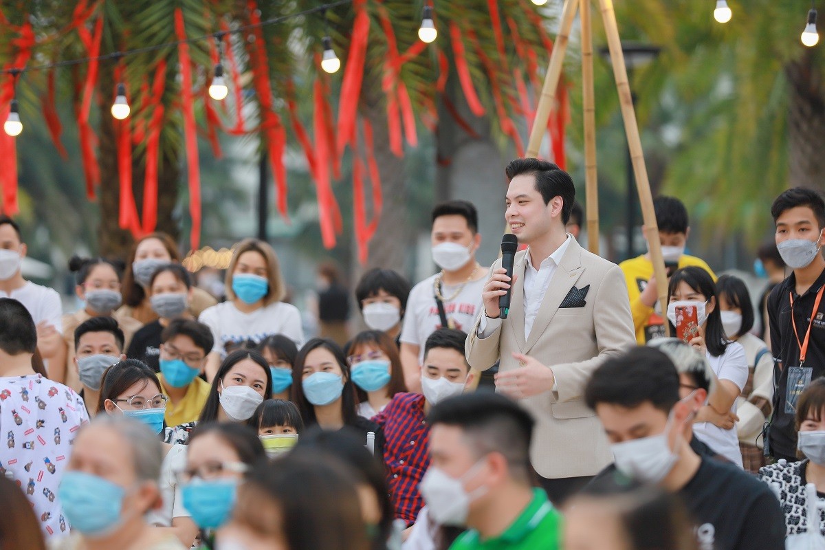 “Quận Ocean” – điểm hẹn “mùa bình thường…nay đã về”… “Quận Ocean” – điểm hẹn “mùa bình thường…nay đã về”…