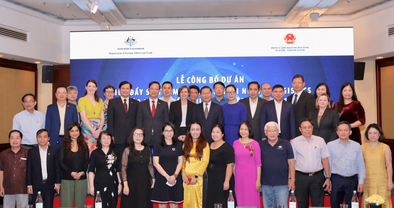Các đại biểu tham dự Lễ công bố dự án “Thúc Đẩy Sự Tham Gia Của Doanh Nghiệp Logistics Với Giáo Dục Nghề Nghiệp Tại Việt Nam (2021-2025) Các đại biểu tham dự Lễ công bố dự án “Thúc Đẩy Sự Tham Gia Của Doanh Nghiệp Logistics Với Giáo Dục Nghề Nghiệp Tại Việt Nam (2021-2025)
