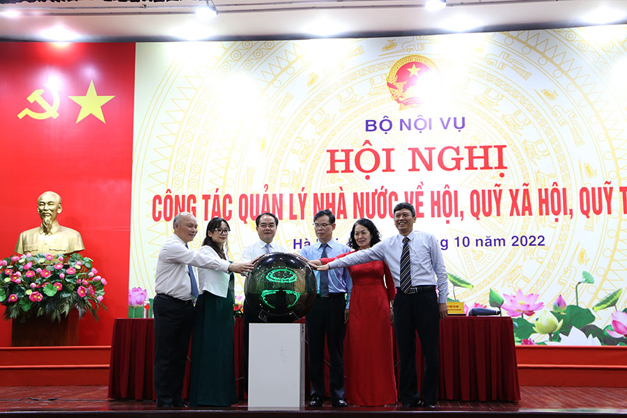 Hội nghị công tác quản lý nhà nước về hội, quỹ xã hội, quỹ từ thiện Hội nghị công tác quản lý nhà nước về hội, quỹ xã hội, quỹ từ thiện