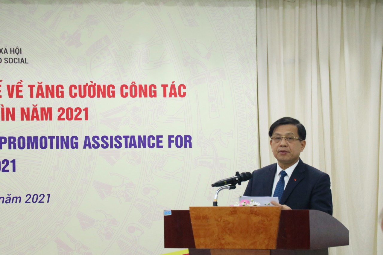 Thứ trưởng Bộ LĐ-TB&XH Nguyễn Bá Hoan: Sự hỗ trợ của các tổ chức quốc tế cho người khuyết tật mà nhiều người trong số đó là nạn nhân bom mìn là rất cần thiết. Thứ trưởng Bộ LĐ-TB&XH Nguyễn Bá Hoan: Sự hỗ trợ của các tổ chức quốc tế cho người khuyết tật mà nhiều người trong số đó là nạn nhân bom mìn là rất cần thiết.