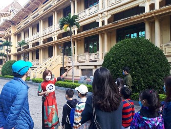 Tour bộ hành 