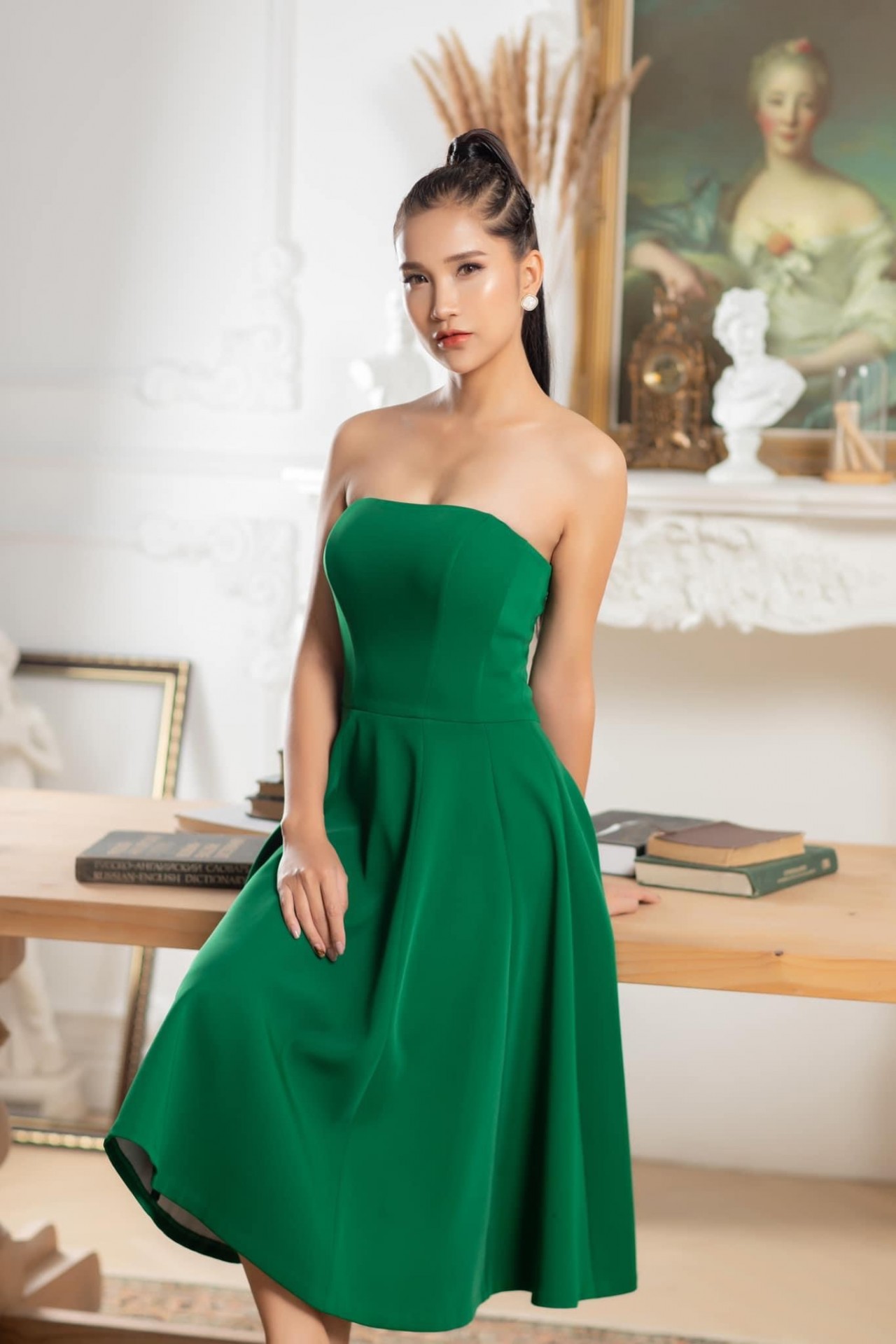 Nhung Phạm (Alice Phạm) - Giám đốc Điều hành Công ty Thương mại và Du lịch Tâm Việt: Phụ nữ làm kinh doanh thì cần am hiểu kiến thức, linh hoạt, nhạy cảm và tinh tế. Nhung Phạm (Alice Phạm) - Giám đốc Điều hành Công ty Thương mại và Du lịch Tâm Việt: Phụ nữ làm kinh doanh thì cần am hiểu kiến thức, linh hoạt, nhạy cảm và tinh tế.