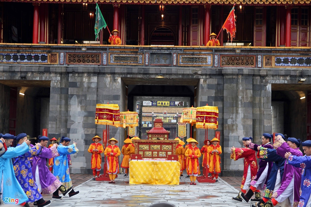 Replication of New Year's 'Calendar book distribution' ceremony in Hue Replication of New Year's 'Calendar book distribution' ceremony in Hue