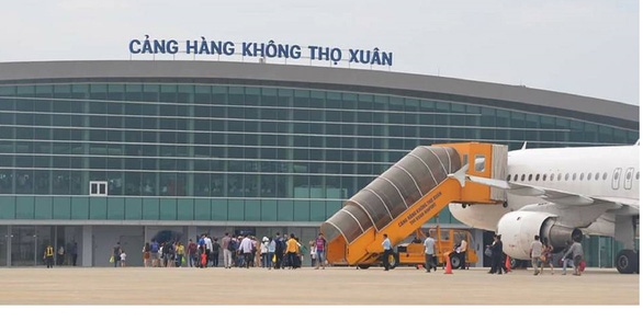 undefined The plane had to halt landing for about 10 mins over safety concerns (Photo: ACV)