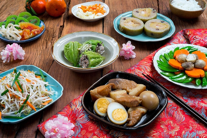 undefined Braised pork belly with eggs is iconic in the Southern region in New Year (Photo: VNE)