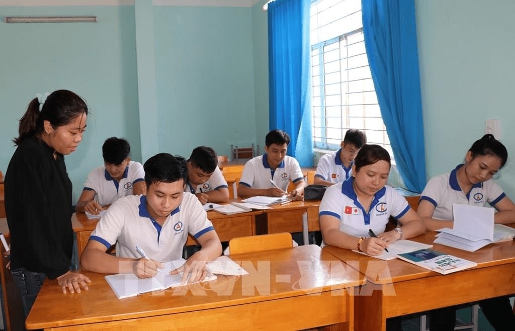 Vietnam Targets Sending 90,000 Laborers Abroad in 2022 Vietnam Targets Sending 90,000 Laborers Abroad in 2022