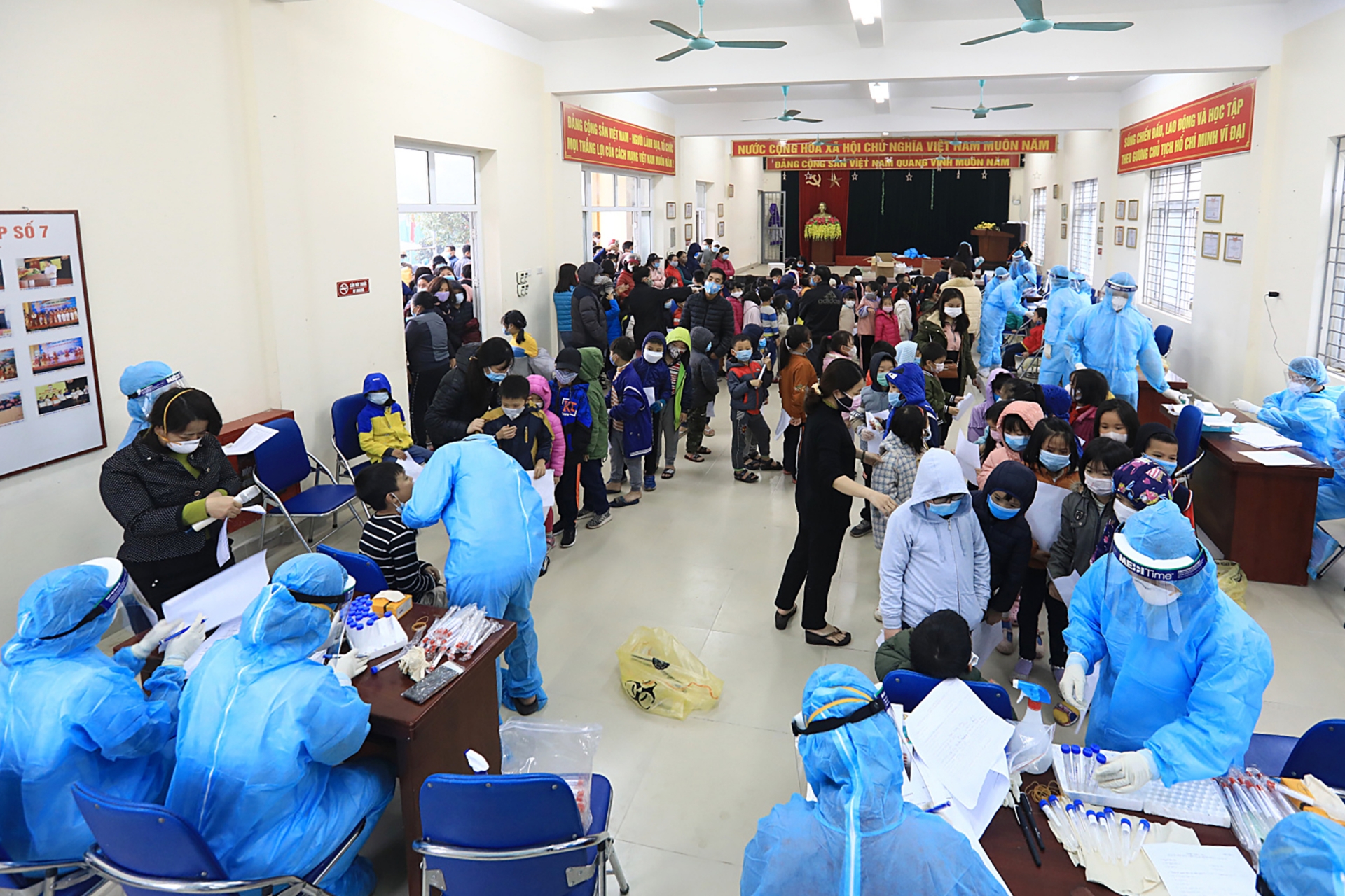 Dozens of primary school students under quarantine over COVID-19 fear Dozens of primary school students under quarantine over COVID-19 fear