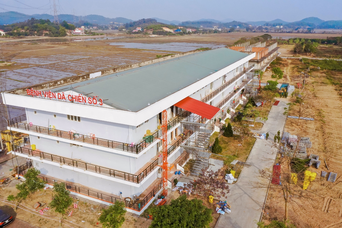 Hai Duong's third field hospital established at 'lightning speed' Hai Duong's third field hospital established at 'lightning speed'