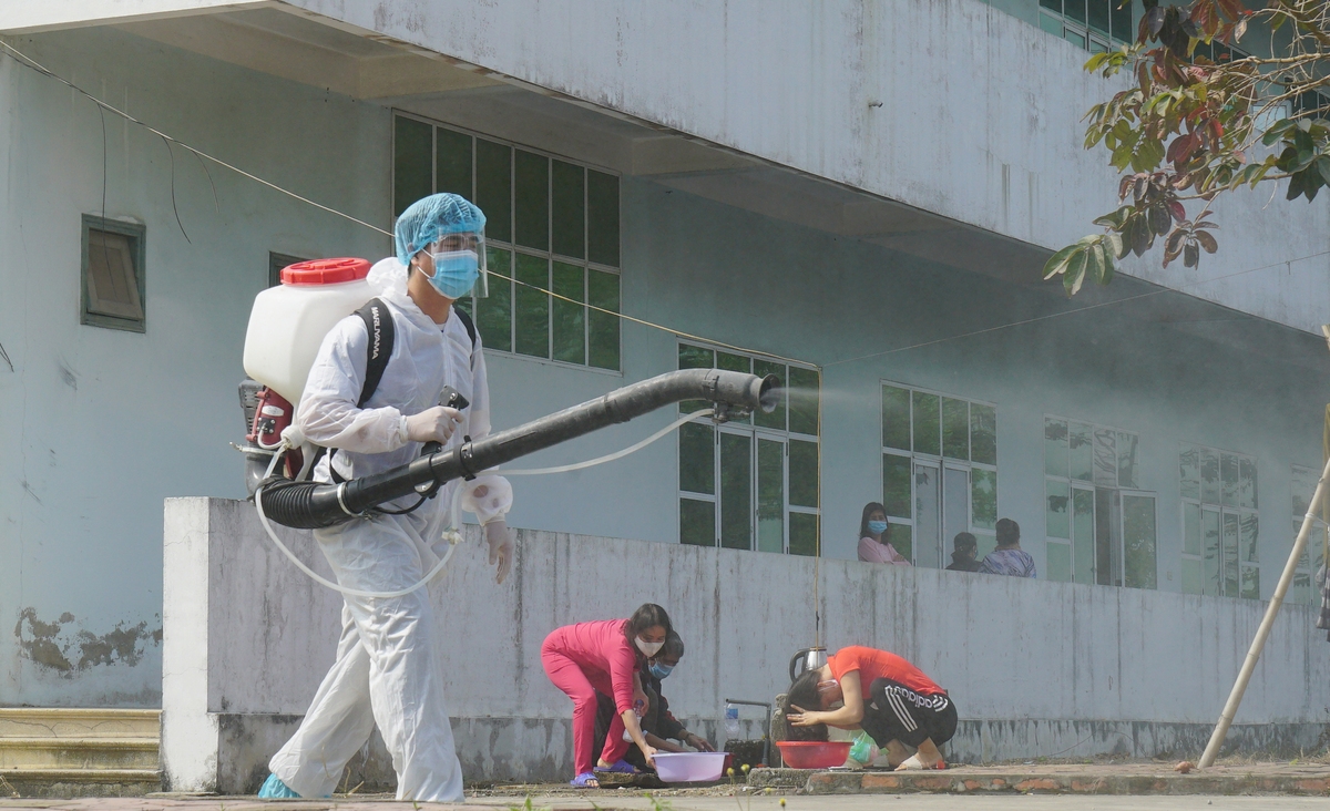 Hai Duong's third field hospital established at 'lightning speed' Hai Duong's third field hospital established at 'lightning speed'