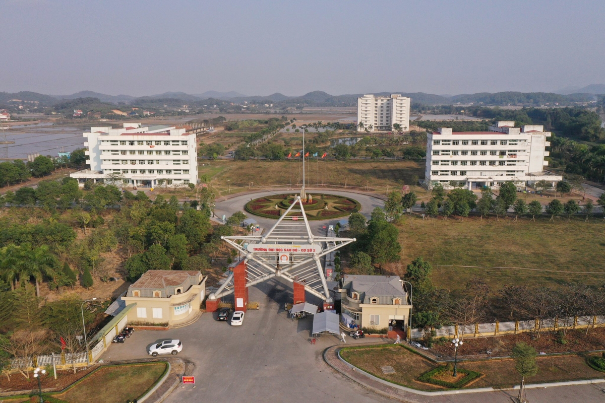 Hai Duong's third field hospital established at 'lightning speed' Hai Duong's third field hospital established at 'lightning speed'