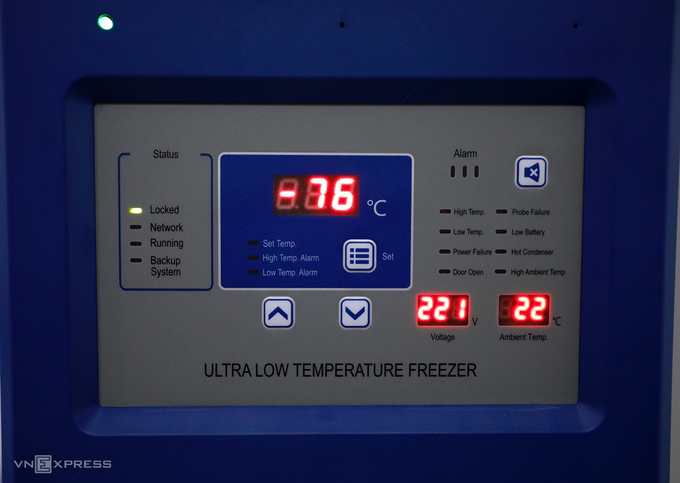 A peak into Vietnam’s first super-cold COVID-19 vaccine storage A peak into Vietnam’s first super-cold COVID-19 vaccine storage