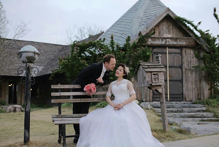 Vietnamese one-legged Cinderella finds her prince vietnamese one legged cinderella finds her prince