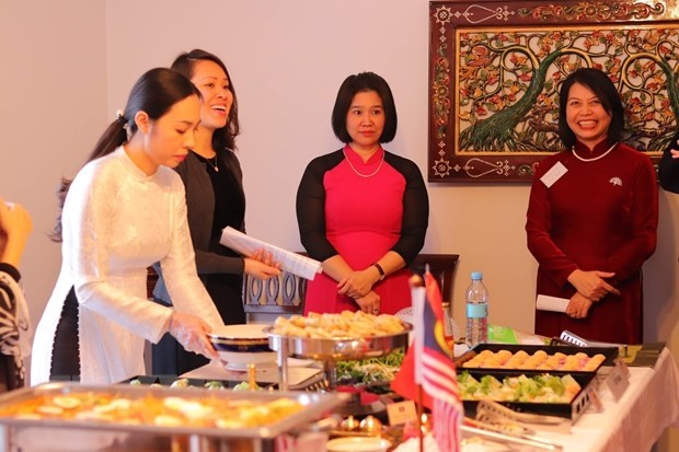 Vietnamese spring rolls – the special dish of ASEAN culinary culture vietnamese spring rolls the special dish of asean culinary culture