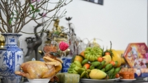 pictures of worship places on first day of social distancing easing