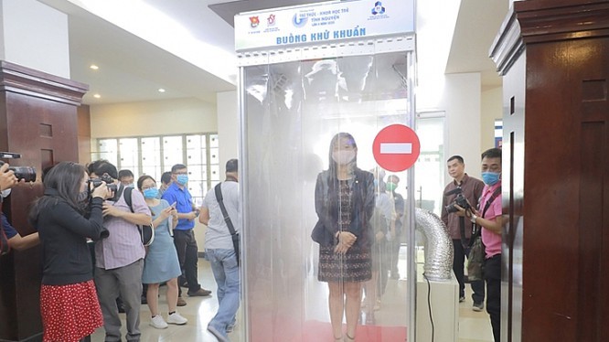 More covid-mobile disinfection chambers launched in Vietnam more covid mobile disinfection chambers launched in vietnam