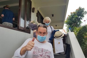 Polish visitors use Google Translate to handwrite an emotional letter thanks to Vietnam polish visitors use google translate to handwrite touching letter in vietnamese