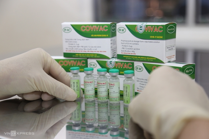 undefined 1740-vaccine-2
