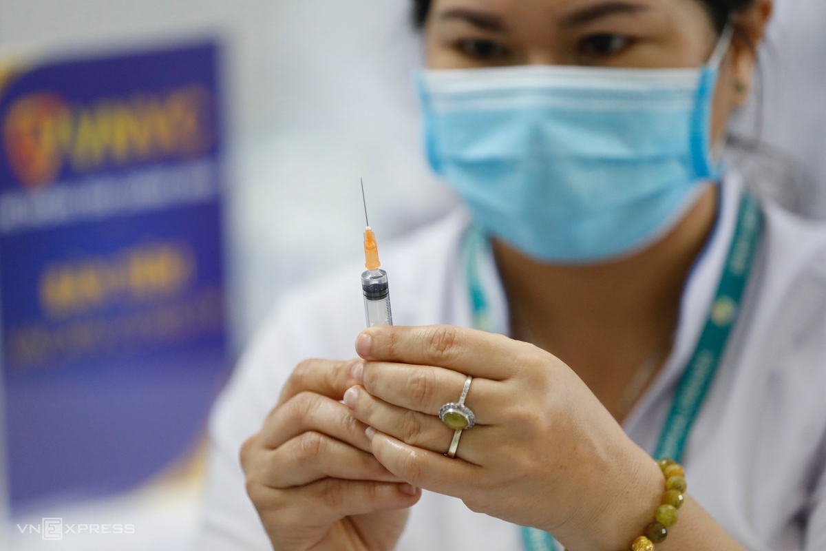 Vietnam launches biggest vaccination campaign against COVID-19, in photos Vietnam launches biggest vaccination campaign against COVID-19, in photos