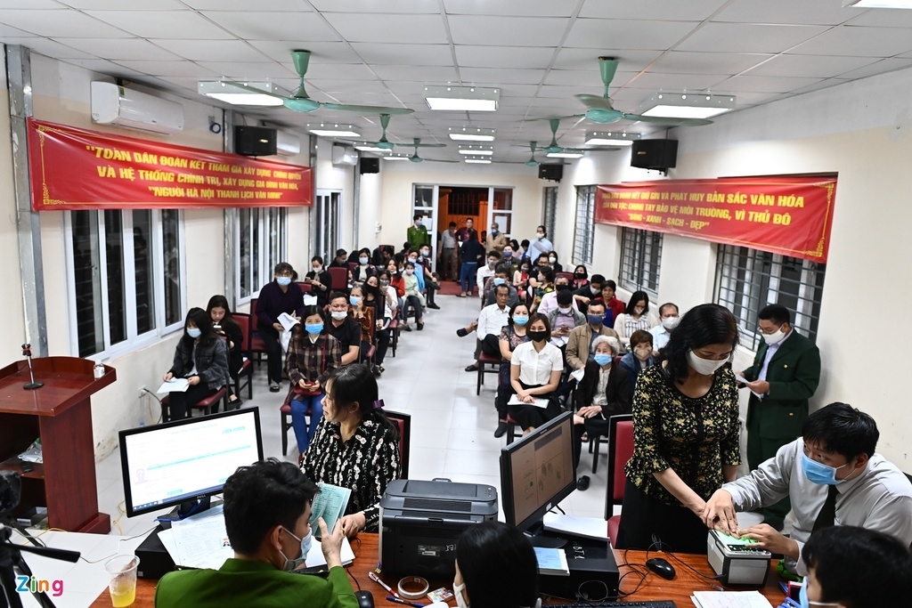 Vietnam issues 1.2 mil chip-based ID cards for citizens Vietnam issues 1.2 mil chip-based ID cards for citizens