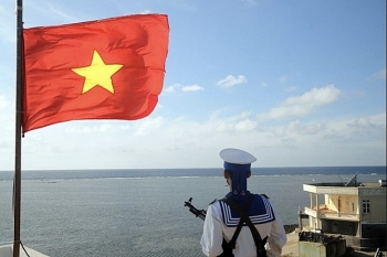 organizations agencies in hanoi donate vnd 12 bil to fund for sea islands