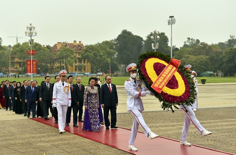 Party, State leaders pay tributes to late President Ho ahead of last NA session Party, State leaders pay tributes to late President Ho ahead of last NA session