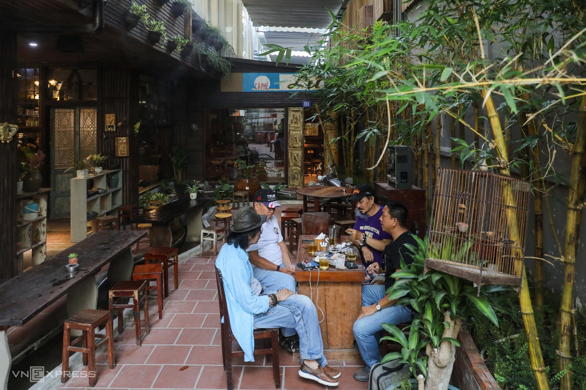 Must-visit cafe for an old Saigon vibe in HCMC Must-visit cafe for an old Saigon vibe in HCMC