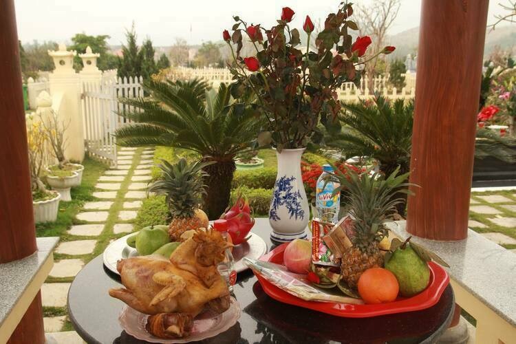 Vietnamese families turn to online ancestor worship services amidst COVID-19 pandemic vietnamese families turn to online ancestor worship services amidst covid 19 pandemic