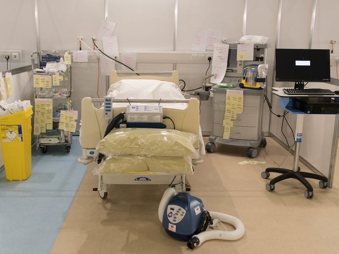 UK builds 4000-bed field hospital within 9 days uk builds 4000 bed field hospital within 9 days