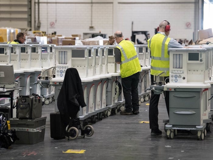 UK builds 4000-bed field hospital within 9 days uk builds 4000 bed field hospital within 9 days