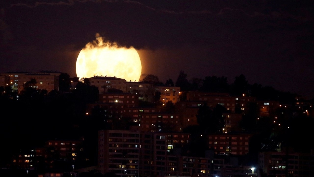 2020's April pink moon: calming respite from COVID-19 pandemic 2020s april pink moon calming respite from covid 19 pandemic