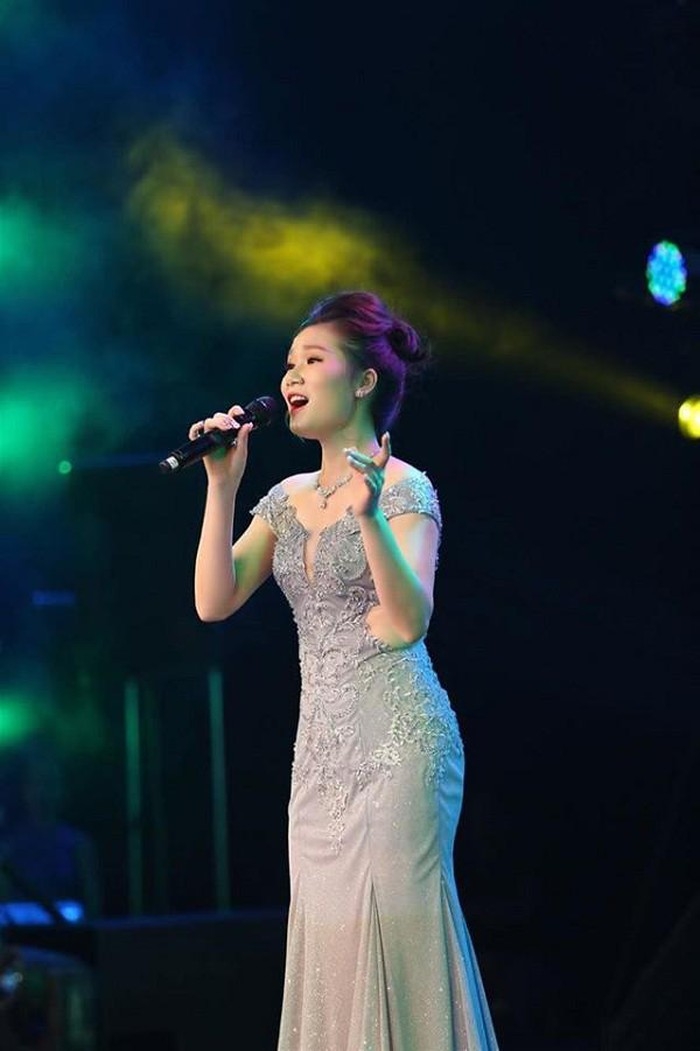 'MISS GOOGLE' IN VIETNAM! miss google in vietnam