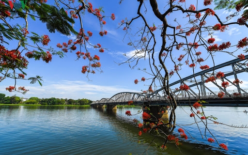 Wanderlust lists out 12 must-do things in Vietnam wanderlust lists out 12 must do things in vietnam