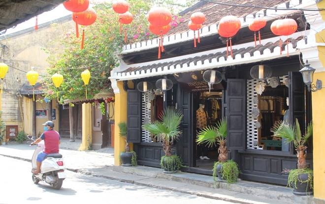 Tourists sites reopen for national public holiday tourists sites reopen for national public holiday