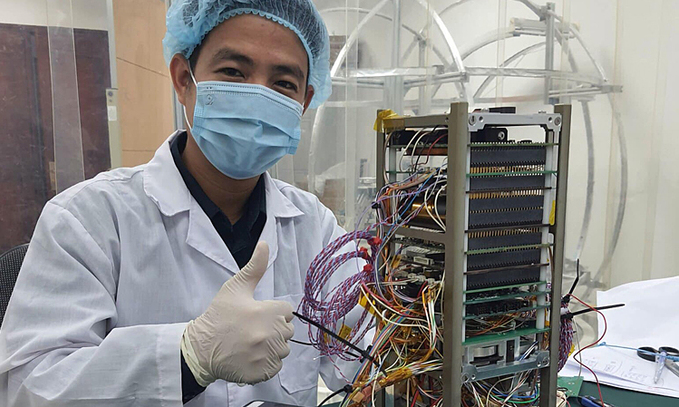 Vietnamese satellite passes final quality test in Japan Vietnamese satellite passes final quality test in Japan