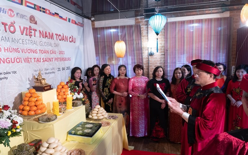 Overseas Vietnamese around the world commemorate Hung Kings’ death anniversary Overseas Vietnamese around the world commemorate Hung Kings’ death anniversary
