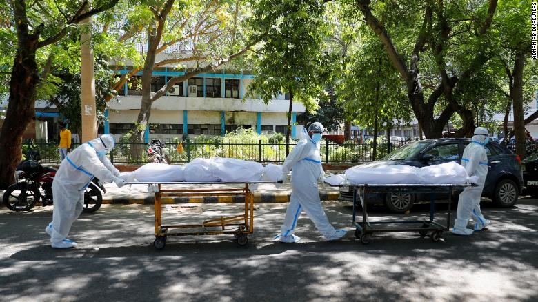 India’s lastest Covid-19 updates: record numbers for 5th days straight, hospitals scramble for oxygen India’s lastest Covid-19 updates: record numbers for 5th days straight, hospitals scramble for oxygen