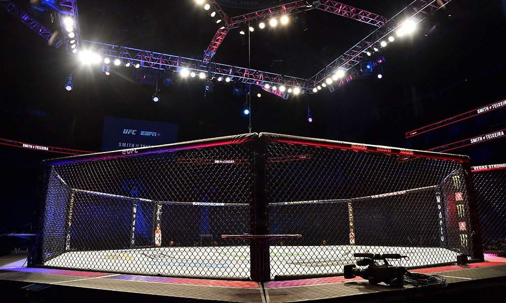 UFC Fight Night: Alistair Overeem rebounds, stops Walt Harris for TKO in Jacksonville ufc fight night alistair overeem rebounds stops walt harris for tko in jacksonville